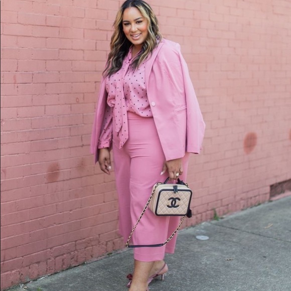 SPRING SUMMER PLUS SIZE MYSTERY BOX 5 PIECES - Picture 5 of 14